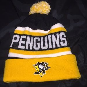 Pittsburgh Penguins adult beanie